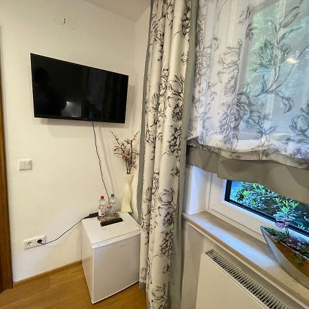 Airport Rooms Waldblick Köln Kültér fotó